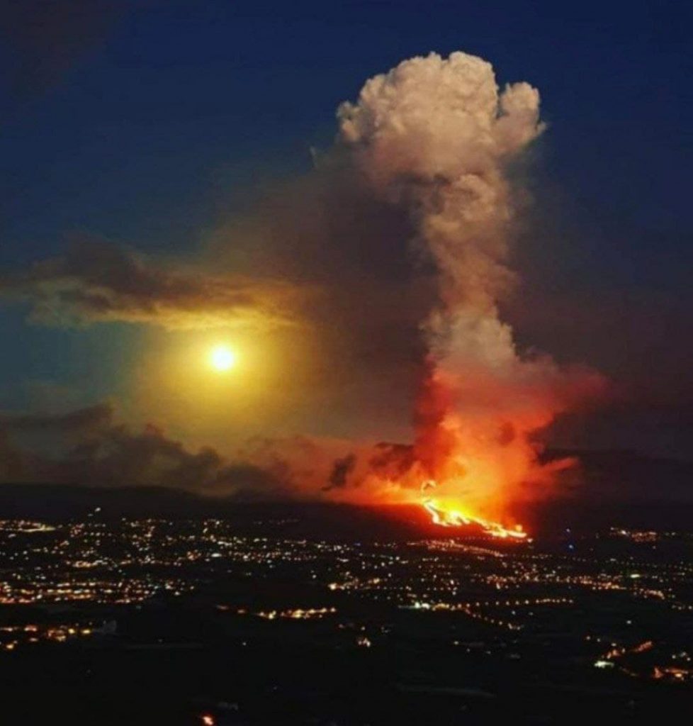 Lava from a volcano on La Palma destroys the church