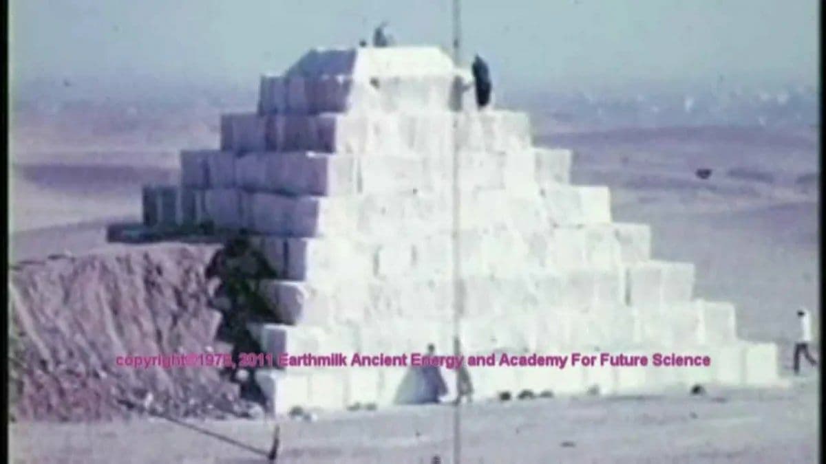 The Hidden History: Japanese engineers are trying to build a 7 times smaller Pyramid of Cheops – are they succeeding or failing?