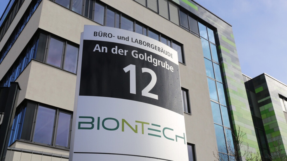 BioNTech doubts the safety and effectiveness of its own mRNA preparation