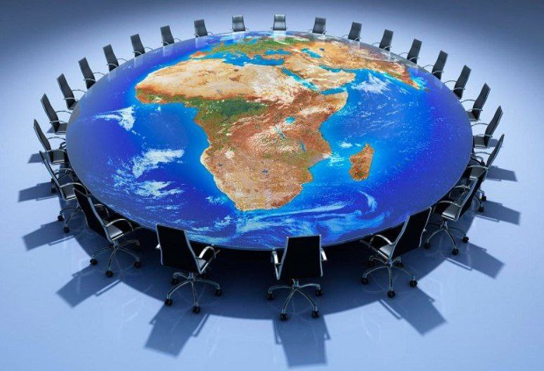 The multipolar world is an illusion, and the war is a theater for the masses